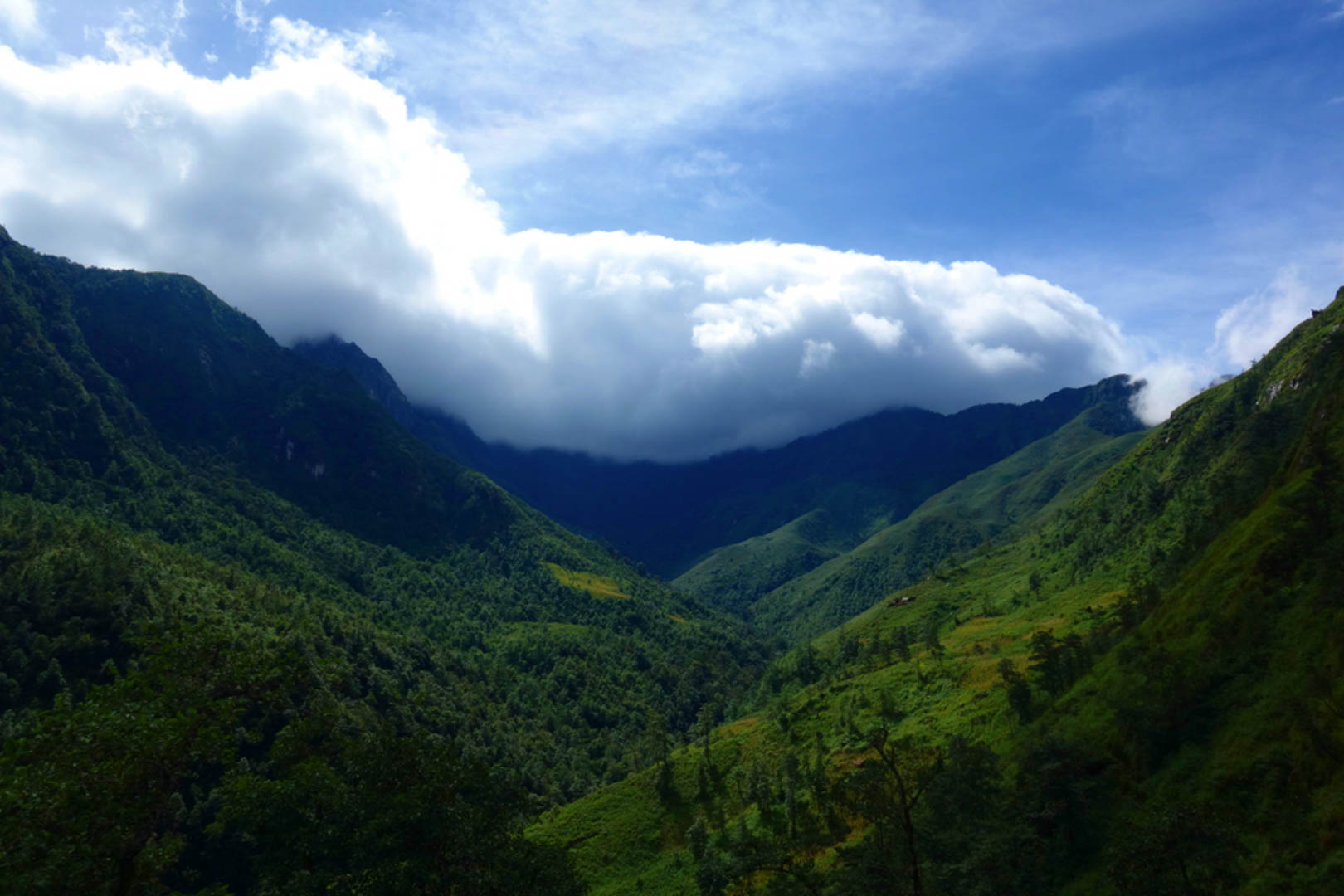 Trekking Bạch Mộc Lương Tử (Kỳ Quan San) có gì?